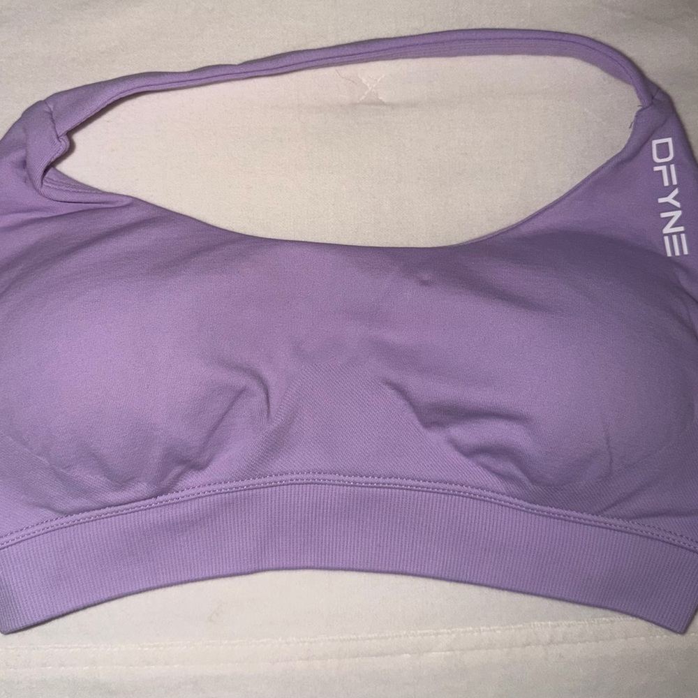 DFYNE Lavender Sports Bra